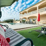 House Diana Daire *