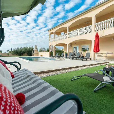 House Diana Apartamento *