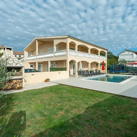Appartement House Diana *